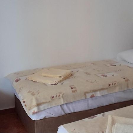 Moni 85 Family House Hotel Sozopol Buitenkant foto
