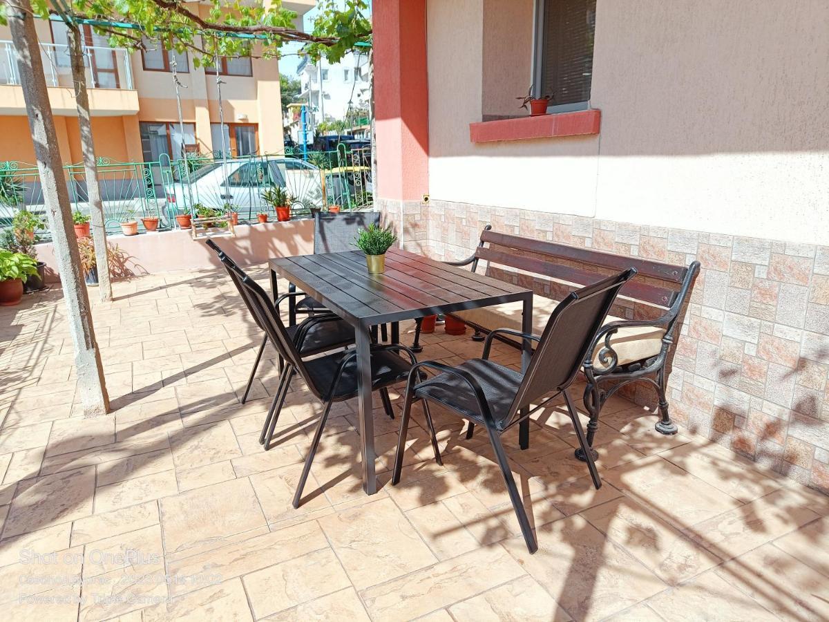 Moni 85 Family House Hotel Sozopol Buitenkant foto