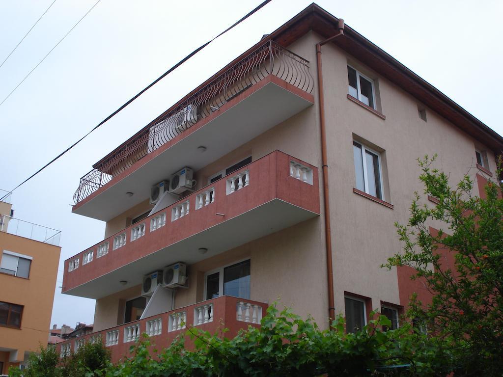 Moni 85 Family House Hotel Sozopol Buitenkant foto